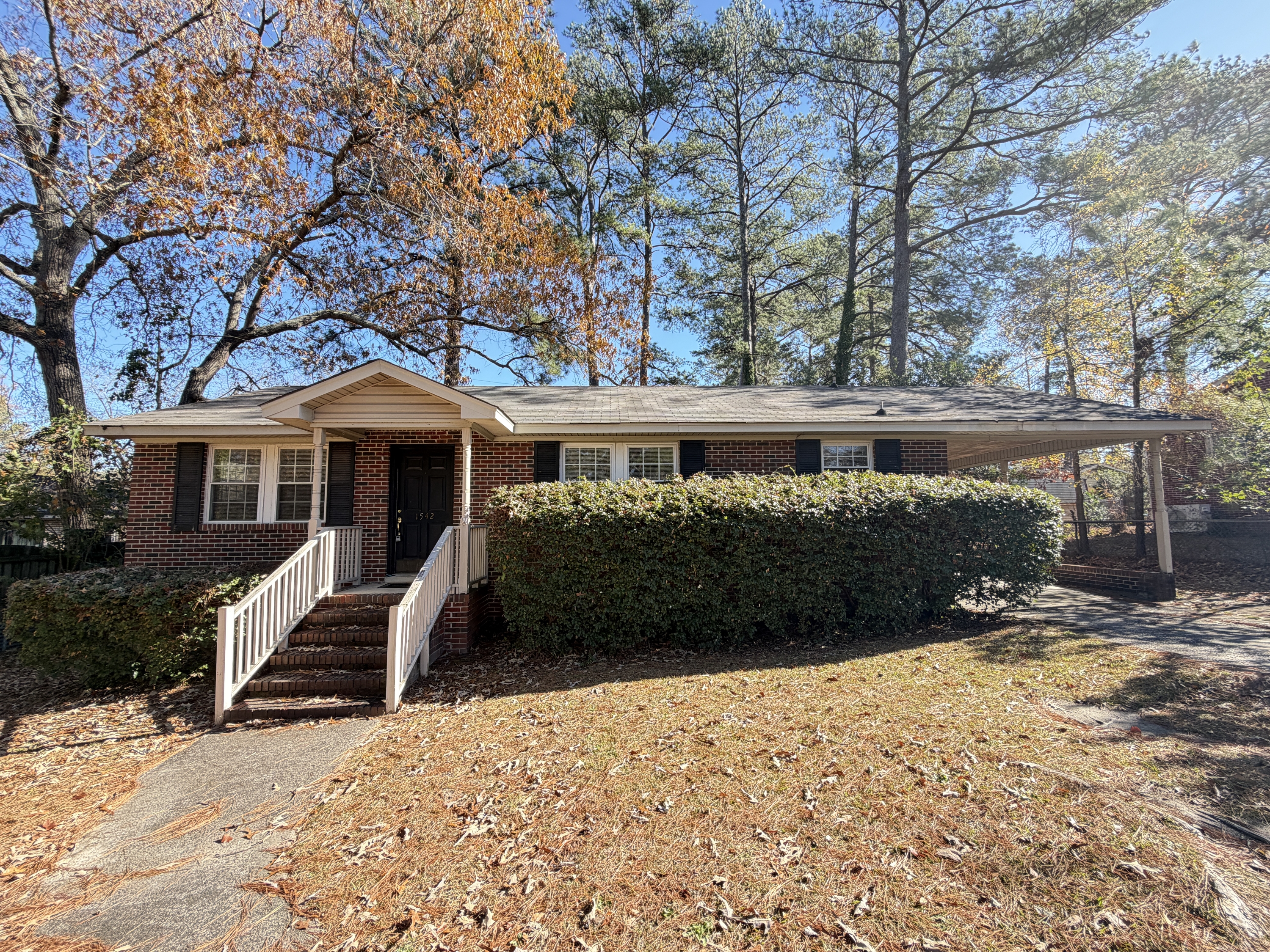 1542 S Beltline Blvd